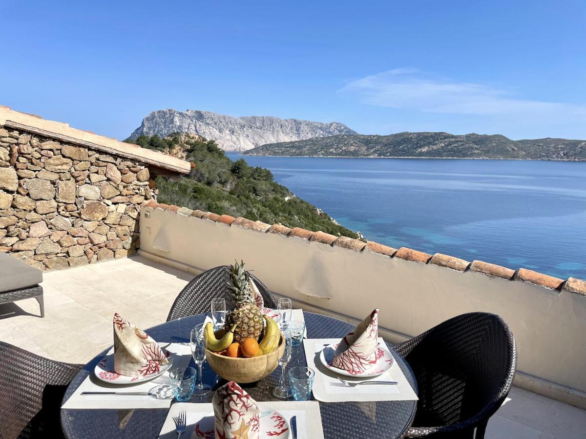 San Teodoro Punta Est Fantastico Trilocale Vista Mare Daire Capo Coda Cavallo Dış mekan fotoğraf