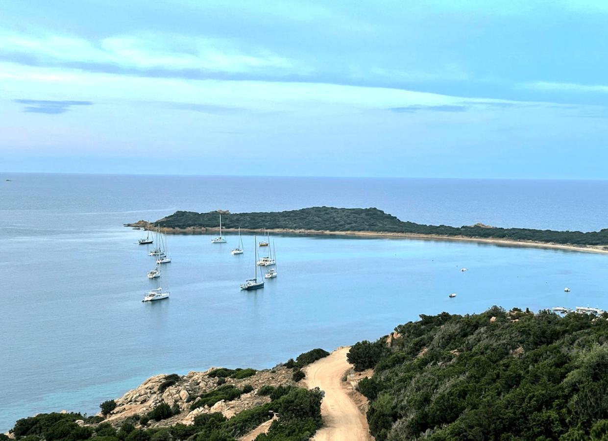 San Teodoro Punta Est Fantastico Trilocale Vista Mare Daire Capo Coda Cavallo Dış mekan fotoğraf