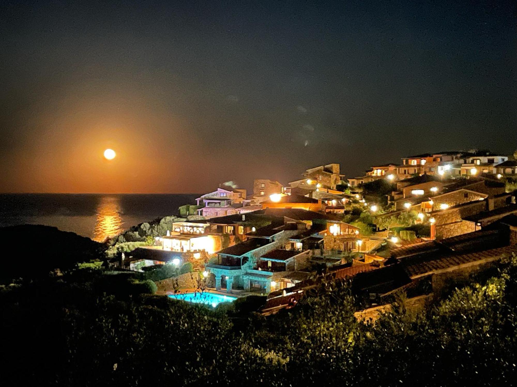 San Teodoro Punta Est Fantastico Trilocale Vista Mare Daire Capo Coda Cavallo Dış mekan fotoğraf
